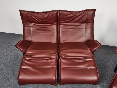 Század közepén készült veranda bőrkanapé, Vico Magistretti a Cassina számára, 1980-as évek